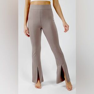 Yogalicious Lux Girlfriend Flared Taupe Bell Bottom Yoga Pants Size M NWOT